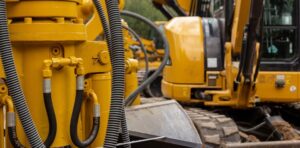 Guaranteeing Safety and Efficiency: When should you change your hydraulic hoses?